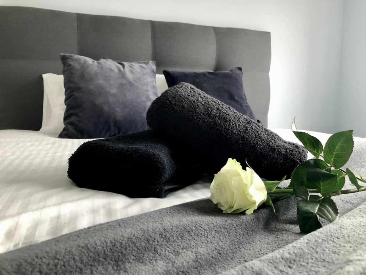 Apartment Klobucka วอร์ซอ ภายนอก รูปภาพ