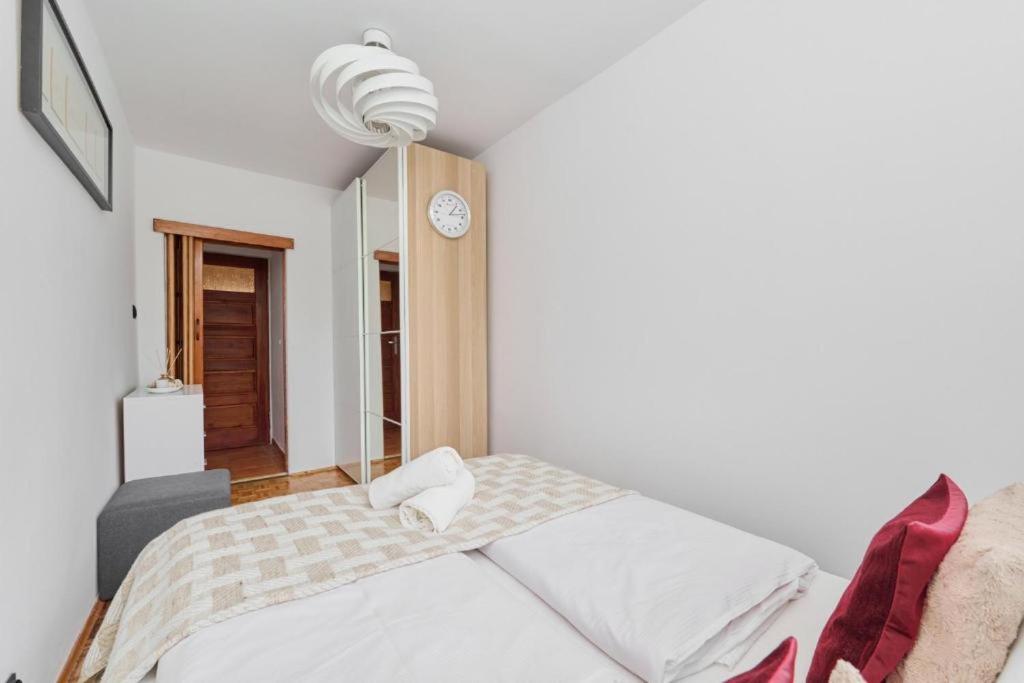 Apartment Klobucka วอร์ซอ ภายนอก รูปภาพ